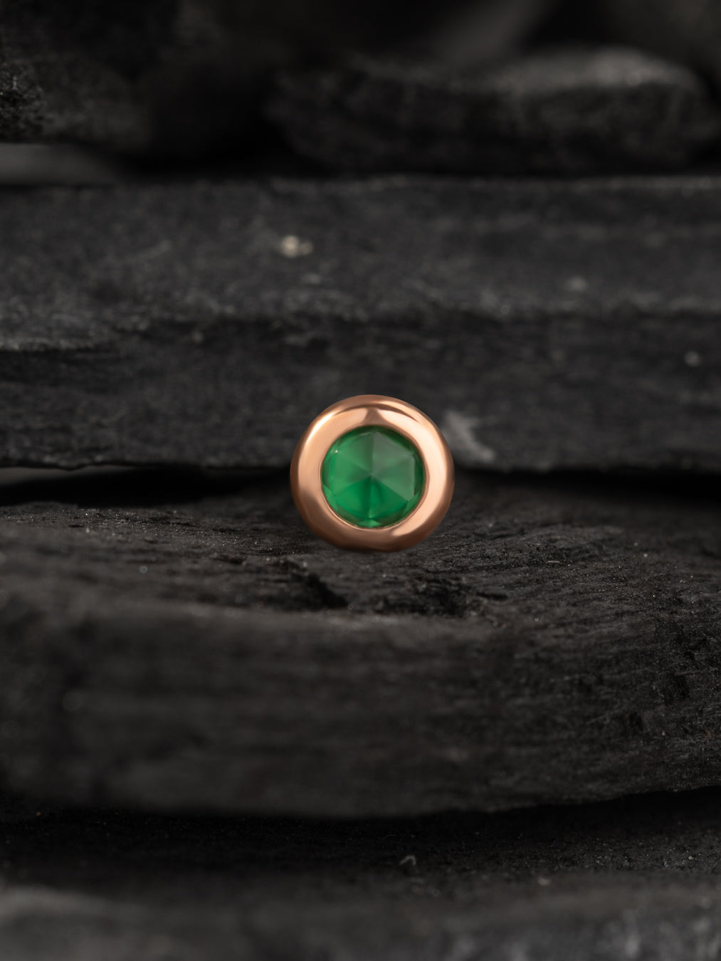 BVLA round cup gold emerald