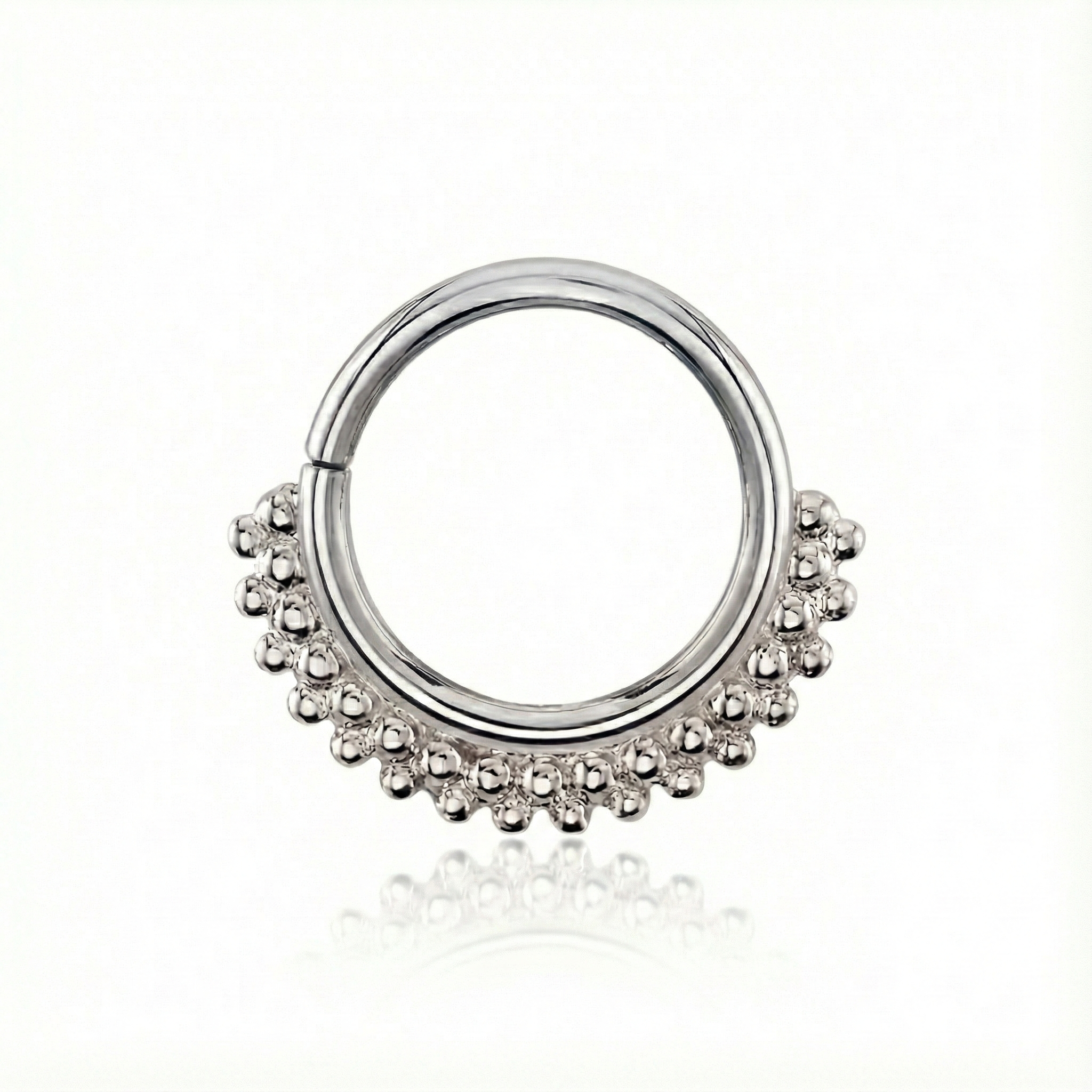 white gold kolo seam ring